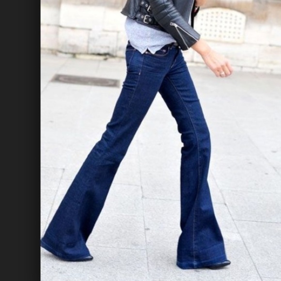 J Brand Denim - J Brand Lovestory Bell Bottom Jeans Ink 29 x 34
